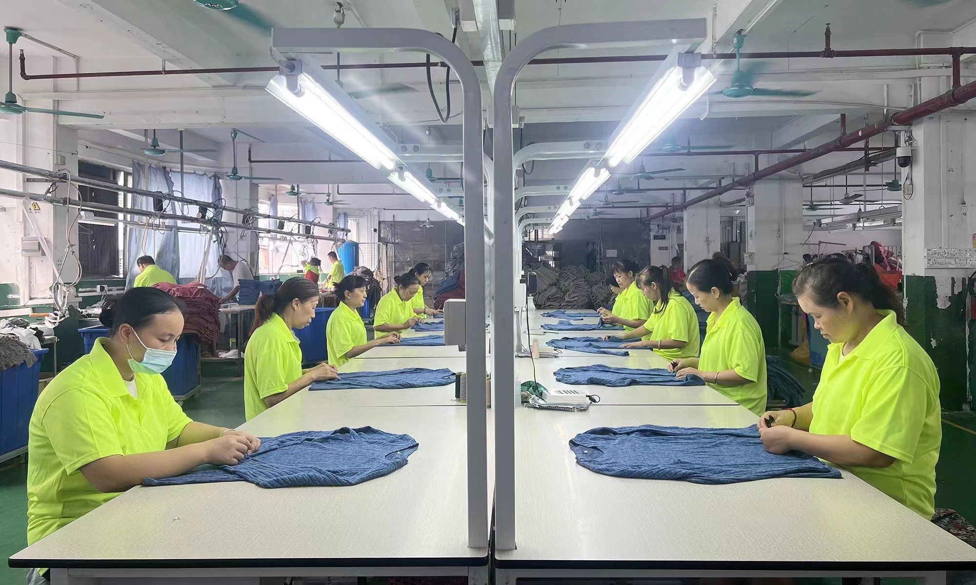 Guangzhou Vinas clothing technology Co., LTD linia produkcyjna fabryki