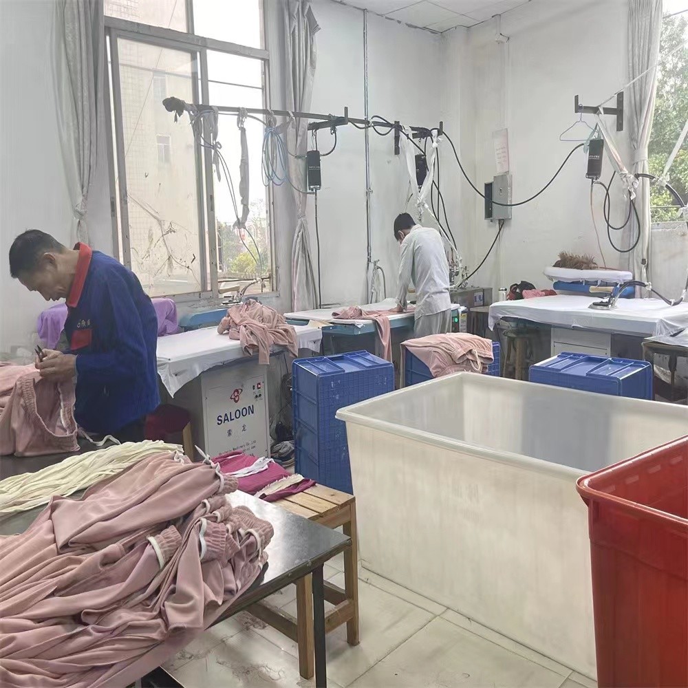 Guangzhou Vinas clothing technology Co., LTD linia produkcyjna fabryki