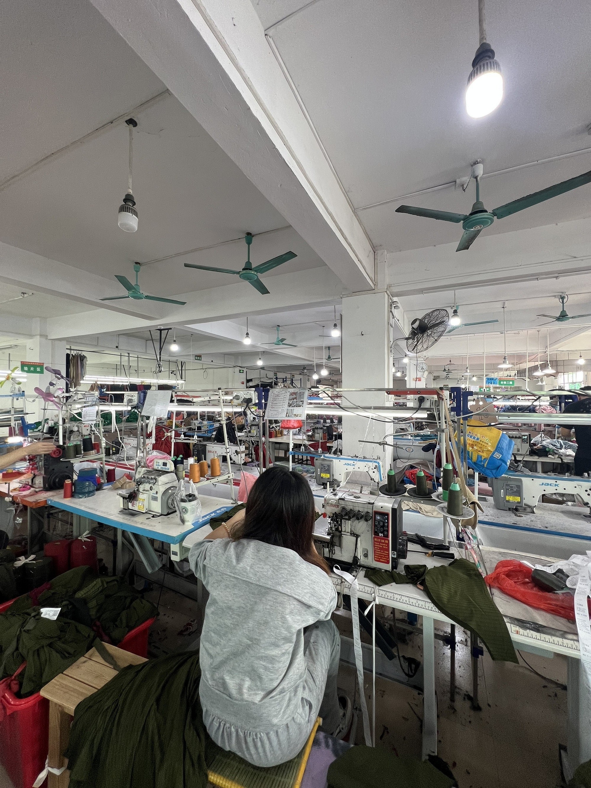 Chiny Guangzhou Vinas clothing technology Co., LTD profil firmy