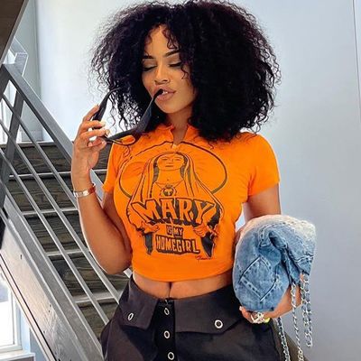Gorąca monogramy drukowane krótkie rękawy Top sexy Slim Fit T-Shirts Midriff Hipster Tee
