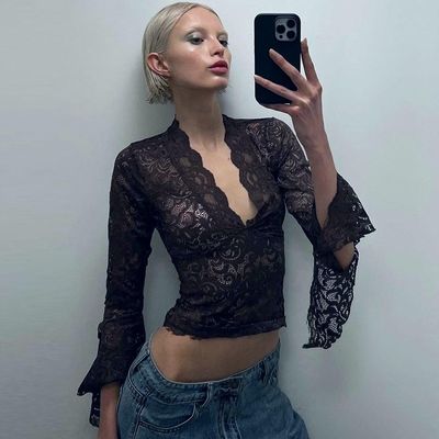 Nowy sexy, głęboki V, szczupły, wszystko w porządku. Krótki kolor, długie rękawy.